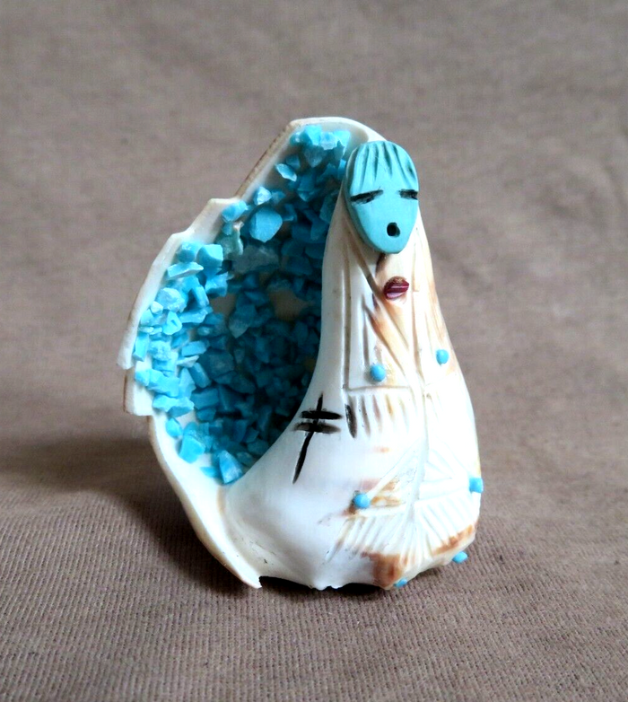 Native Zuni Shell Maiden Fetish Carving by Kevin Quam - C4645 Two Ponies Trading
