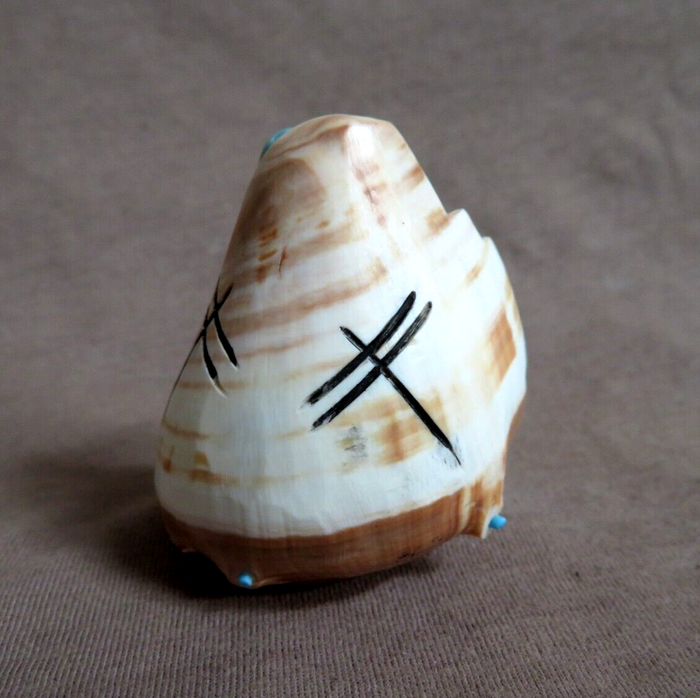 Native Zuni Shell Maiden Fetish Carving by Kevin Quam - C4645 Two Ponies Trading